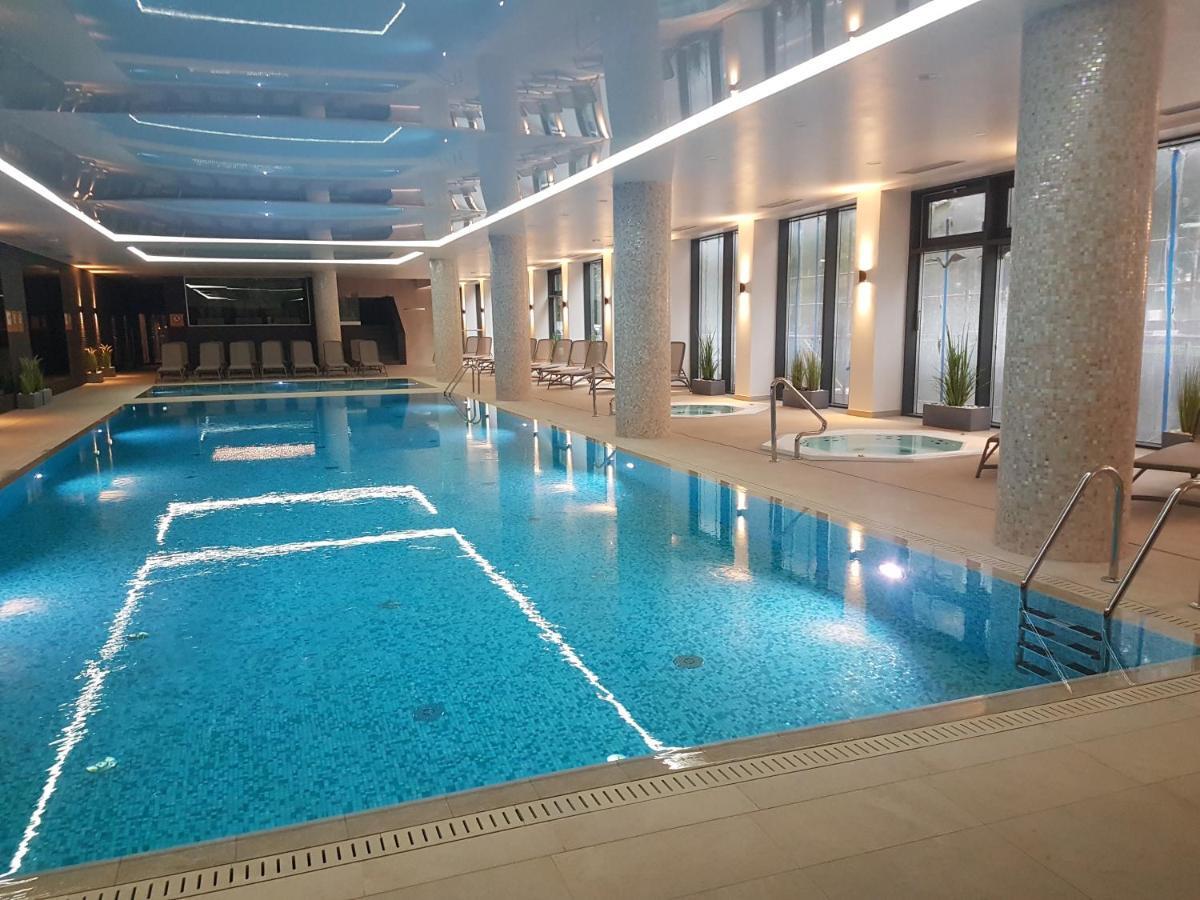 Apartament Baltyk Nadmorskie Tarasy Z Parkingiem كولوبرزيغ المظهر الخارجي الصورة